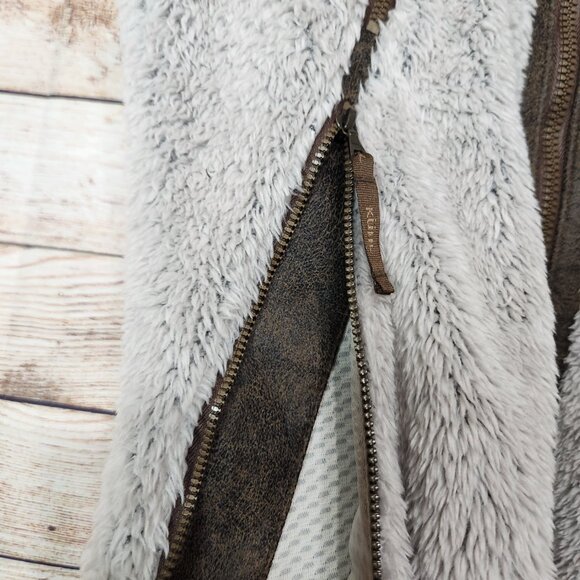 Kuhl Women's Flight Vest Size Small Hooded Soft Cozy Jacket Beige Sherpa Fleece - Picture 7 of 16